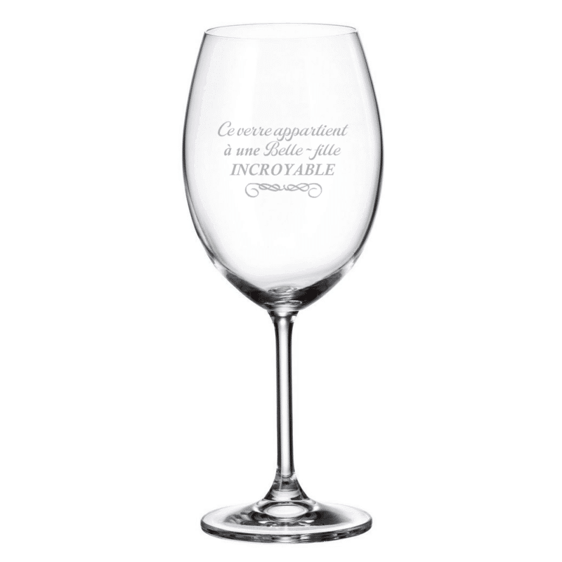 Ce verre appartient à une belle fille incroyable – Image 3