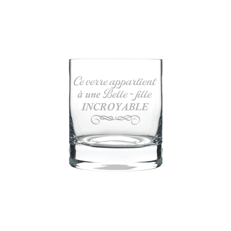 Ce verre appartient à une belle fille incroyable – Image 5